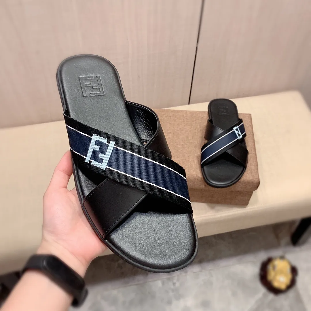 Slippers: New model: Factory price: 220💰💰🎩🎩🔥🔥《 Fendi FENDI* 》Series of slippers top purchasing agent 🔍🔍Men's 2022 counters are on sale simultaneously, original imported cowhide from Italy, exquisite workmanship,), sole: (super comfortable) original sole provided by the original factory, ⚠️ The exclusive double-layer movable molded bottom is super comfortable⚠️, the real thing is more beautiful🎬The real thing is more beautiful🔍🔍original order quality, you can enter and leave the counter at will, the correct size is 38-44, you can order 45. Long-term availability 266
